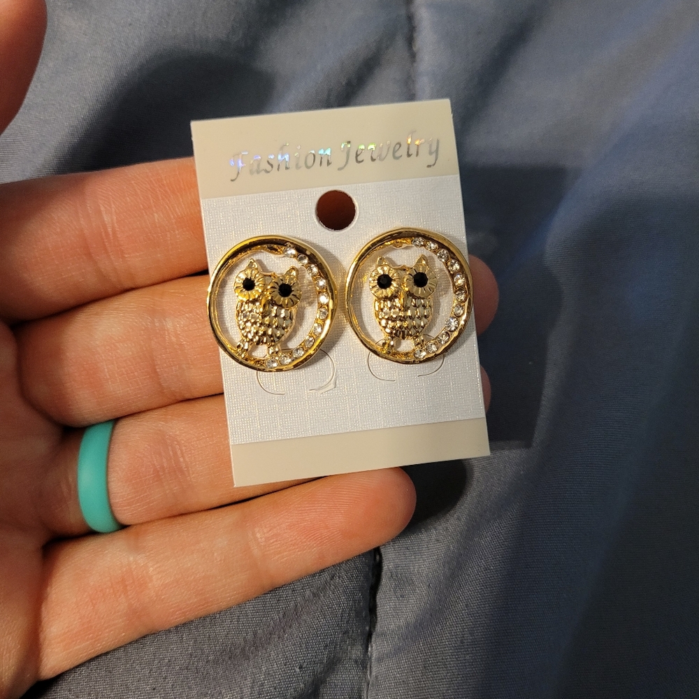 Gold Owl earrings with faux diamonds post back